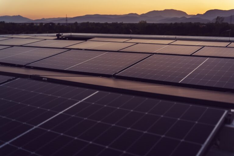 The Benefits of Switching to Solar Energy for Your Household